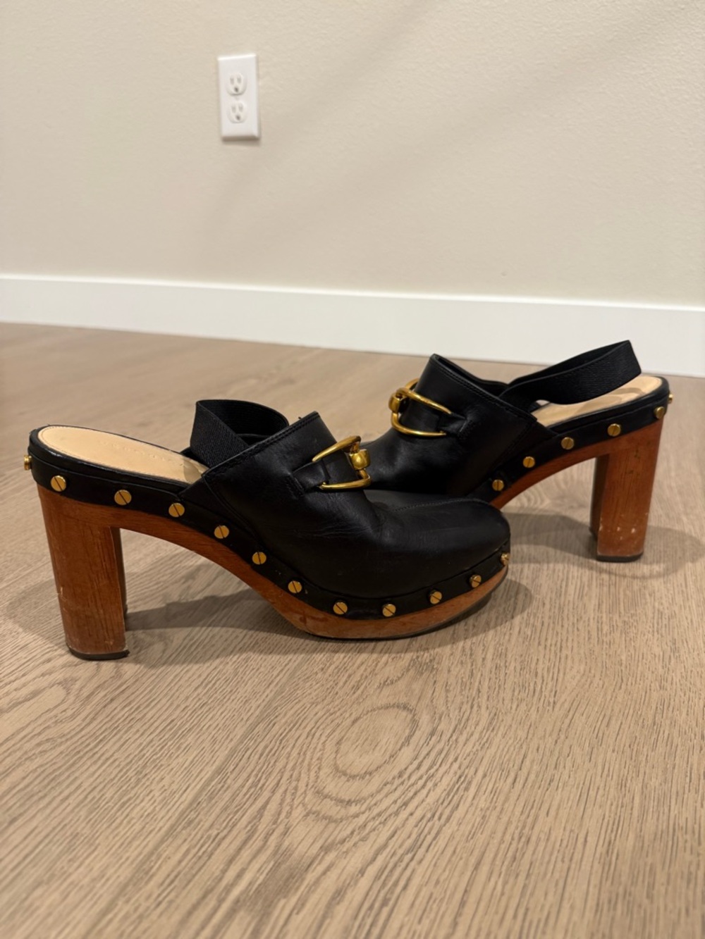 Veronica Beard Womens Black Leather Giles Clogs Heels Studded US 7.5 - Picture 5 of 8